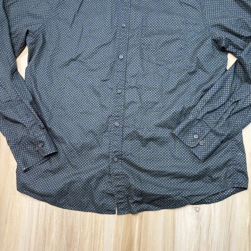 Banana Republic Mens Button Up Shirt XL Navy Pattern Untucked Fit Long Sleeve
